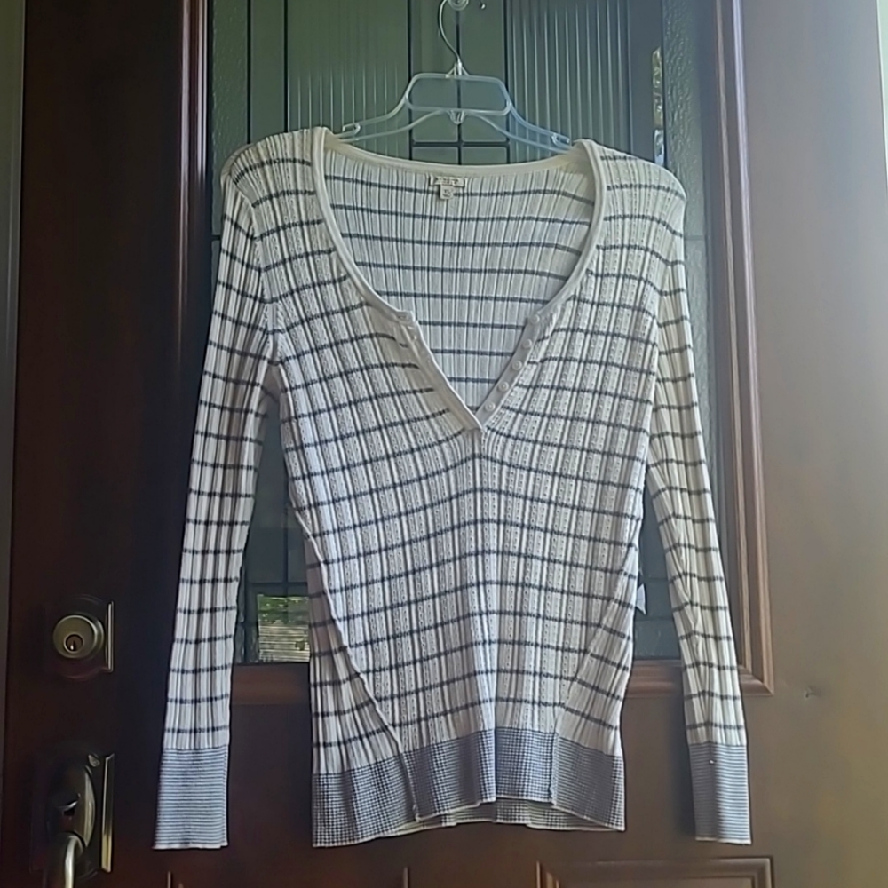 XL Lightweight sweater